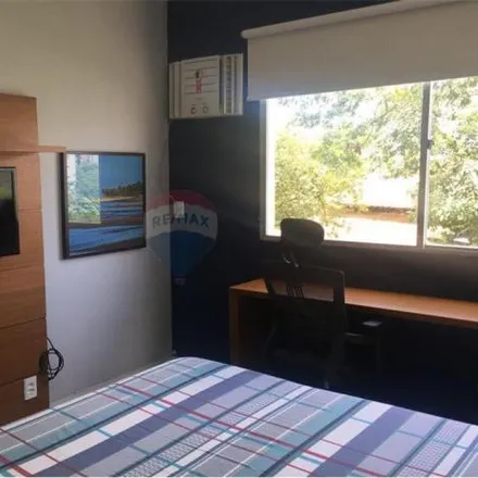Rent this 1 bed apartment on Shopping Apipema Center in Rua Professor Sabino Silva 836, Ondina