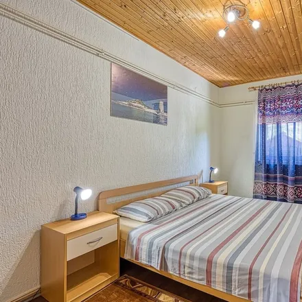 Image 3 - Pula, Grad Pula, Istria County, Croatia - House for rent