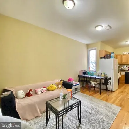 Rent this 3 bed house on 2135 North 15th Street in Philadelphia, PA 19132