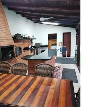 Rent this 4 bed house on Rua Albertina Maria Quadros in Aririú, Palhoça - SC