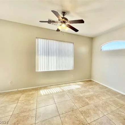 Image 3 - 719 Baffin Island Road, Henderson, NV 89011, USA - House for rent