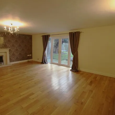 Image 5 - The White House, Woodhill road, Collingham, NG23 7NR, United Kingdom - House for rent