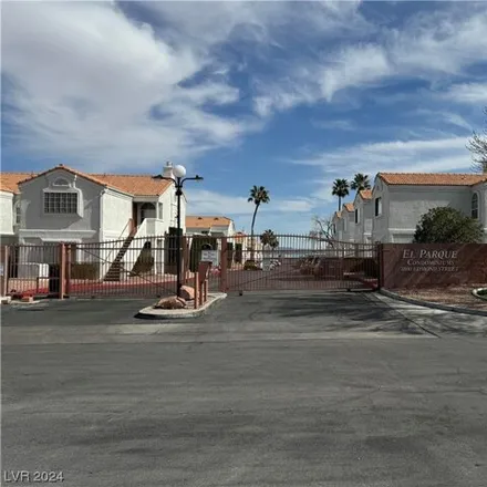 Image 3 - 1901 Edmond Street, Las Vegas, NV 89146, USA - Condo for rent