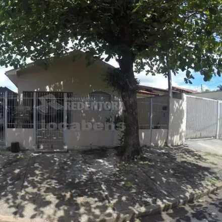 Buy this 3 bed house on Rua Dom Azeredo Coutinho in Estoril, São José do Rio Preto - SP