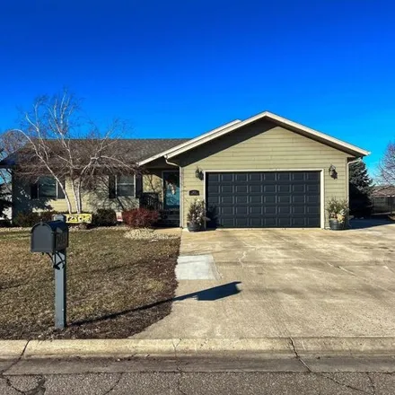 Buy this 5 bed house on 2491 Prairie Green Drive in Huron, SD 57350