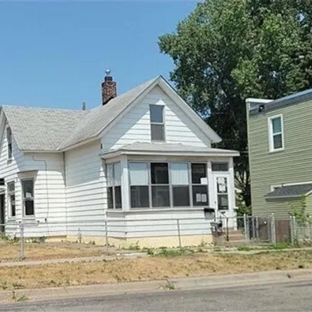 Buy this 3 bed house on 523 East Beaumont Street in Saint Paul, MN 55130