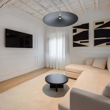 Rent this 2 bed apartment on Metallo Nobile in Via Toscanella, 28