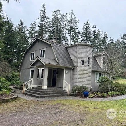 Rent this 3 bed house on Rocky Way in Island County, WA 98239