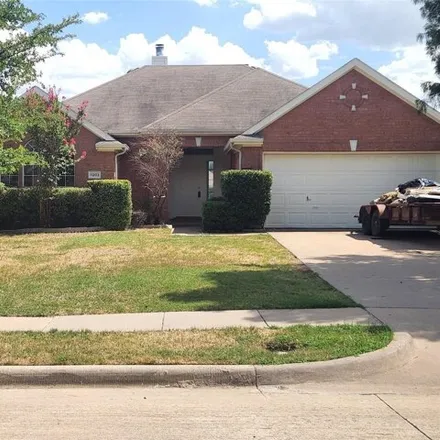 Rent this 3 bed house on 11203 Newberry Drive in Frisco, TX 75035