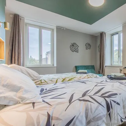 Rent this 2 bed duplex on Rue du Maconnais in 71570 Chaintré, France