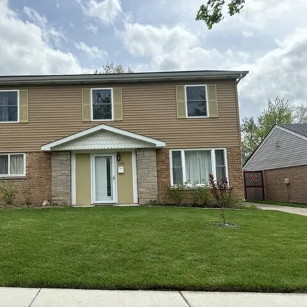 Buy this 4 bed house on 2491 Hawthorne Road in Homewood, IL 60430