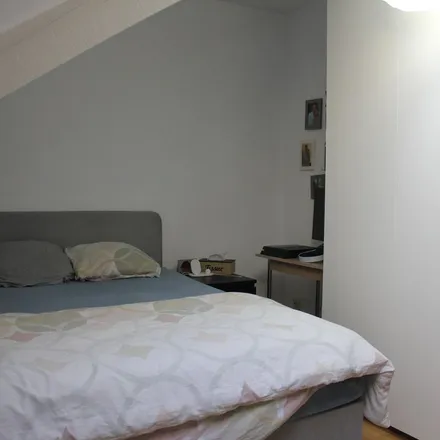 Rent this 2 bed apartment on Bloemstraat 34 in 9050 Gentbrugge, Belgium