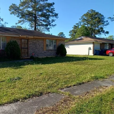 Buy this 2 bed house on 11716 Kingfisher Lane East in Jacksonville, FL 32218