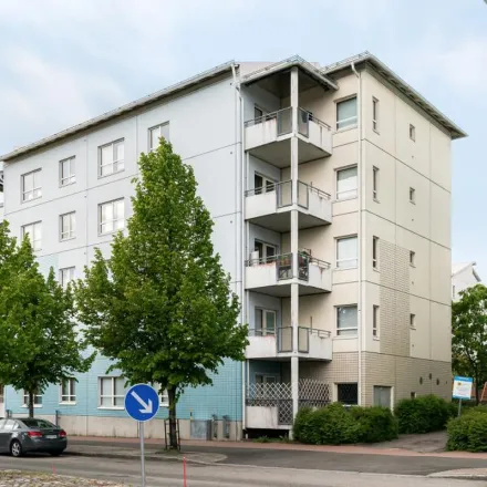 Rent this 3 bed apartment on Lintulammenkatu 5A in 04200 Kerava, Finland