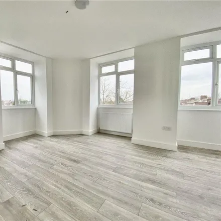 Image 4 - Percy Road, London, TW2 6HU, United Kingdom - Room for rent