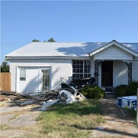 Buy this 3 bed house on 2257 Church Street in Lake Charles, LA 70601