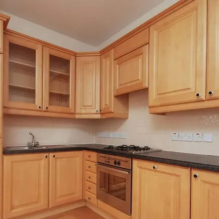 Rent this 3 bed townhouse on 44 Worple Road in London, SW19 4EJ