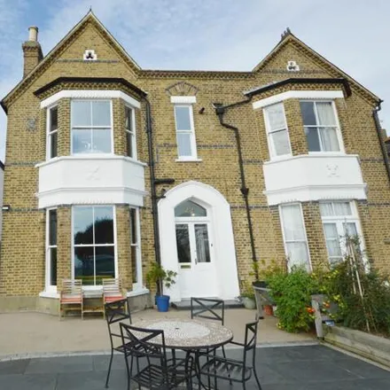 Image 1 - Grevel Lodge, 21 Clifftown Parade, Southend-on-Sea, SS1 1DL, United Kingdom - Duplex for sale