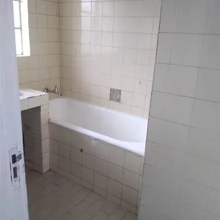 Rent this 1 bed apartment on Becker Street in Yeoville, Johannesburg