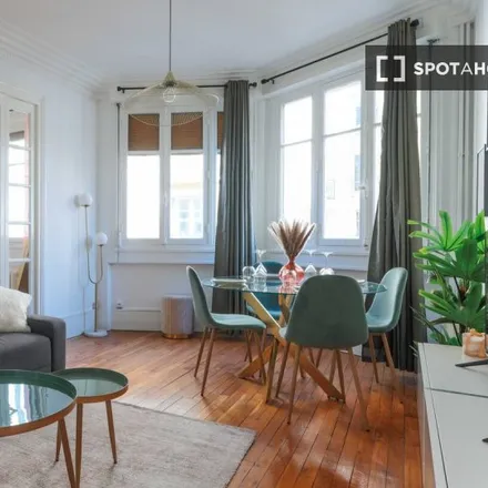 Image 1 - 202 Rue de la Convention, 75015 Paris, France - Apartment for rent