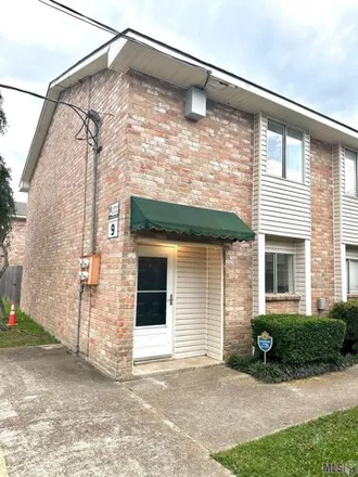 Rent this 2 bed condo on 2759 South Roth Avenue in Gonzales, LA 70737