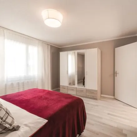 Image 2 - Gujerstrasse 3, 8050 Zurich, Switzerland - Apartment for rent