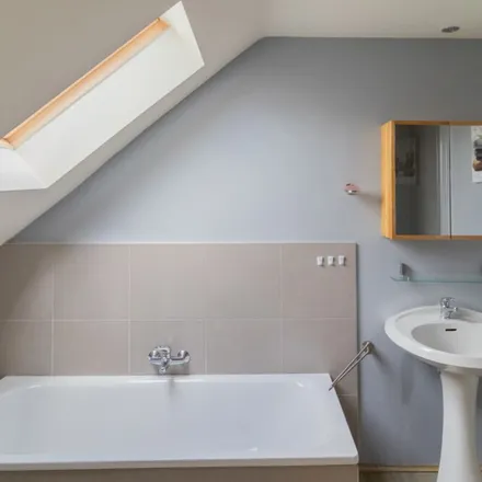 Rent this 3 bed apartment on Stationsplein 16 in 3090 Overijse, Belgium
