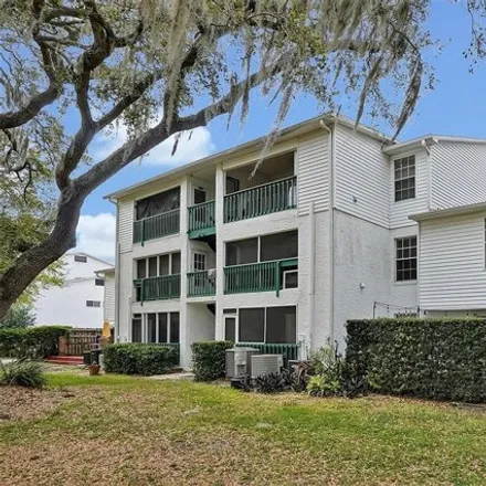 Buy this 2 bed condo on Dubsdread Golf Course in 549 Rosevear Street, Orlando