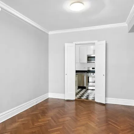 Rent this 2 bed apartment on 44 East 67th Street in New York, NY 10065