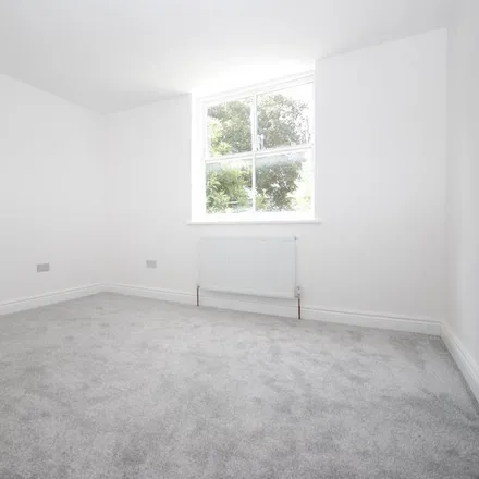 Image 7 - Platanos College, Stockwell Park Road, Stockwell Park, London, SW9 0AL, United Kingdom - House for rent