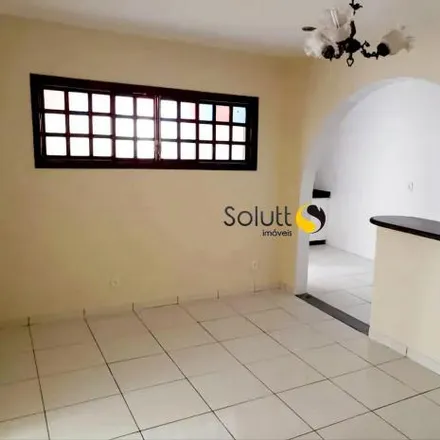 Buy this 5 bed house on QE 15 Conjunto Q in Guará - Federal District, 71050-112