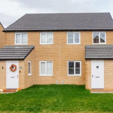 Rent this 3 bed duplex on Colliery Road in Creswell Model Village, S80 4FE