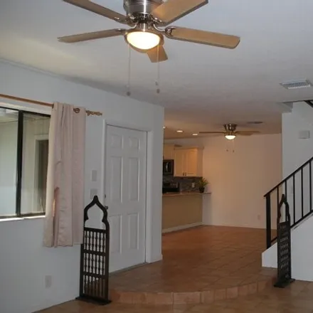 Image 5 - 1940 Northeast Dixie Highway, Jensen Beach, FL 34957, USA - Townhouse for sale