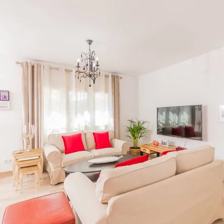 Rent this 3 bed townhouse on 29580 Cártama