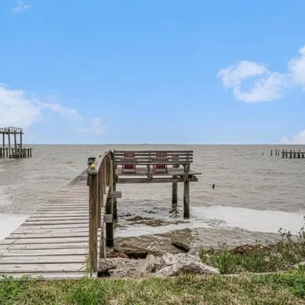 Image 6 - 3827 Bayshore Drive, Clifton Beach, Bacliff, TX 77518, USA - House for sale