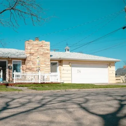 Buy this 2 bed house on 198 11th Street South in Great Falls, MT 59401