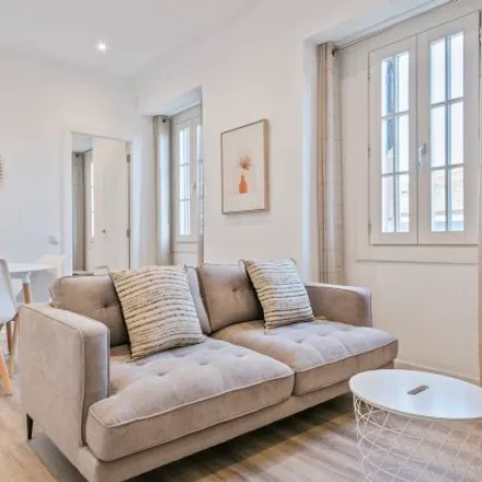 Rent this 4 bed apartment on Carrer del Rosselló in 402, 08025 Barcelona
