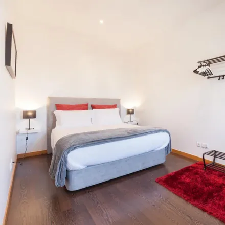 Rent this 1 bed apartment on Garagem Batalha in Rua de Alexandre Herculano, 4000-053 Porto