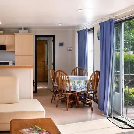 Rent this 2 bed house on Camping GCU de Vendres-Plage in Chemin des Montilles, 34350 Vendres