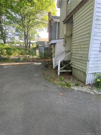 Image 4 - 393 Orchard St, New Haven, Connecticut, 06511 - House for sale