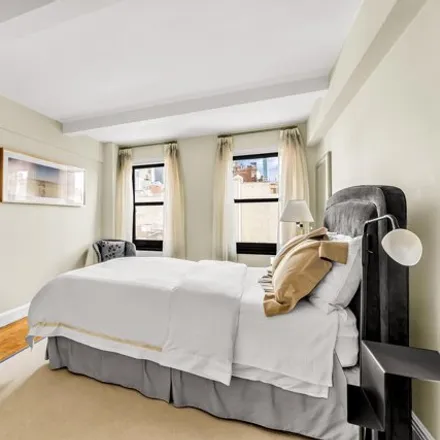 Image 5 - 300 West 23rd Street, New York, NY 10011, USA - Apartment for sale