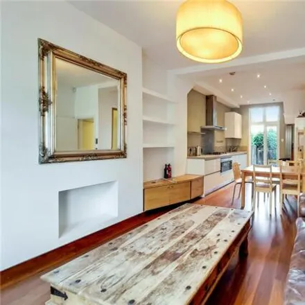 Rent this 3 bed apartment on 41 Digby Crescent in London, N4 2HS