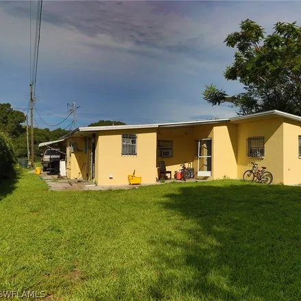 Image 3 - 1015 Alderman Street, Fort Myers, FL 33916, USA - House for sale