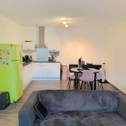 Rent this 2 bed apartment on Van Eysingalaan 166 in 3527 VP Utrecht, Netherlands