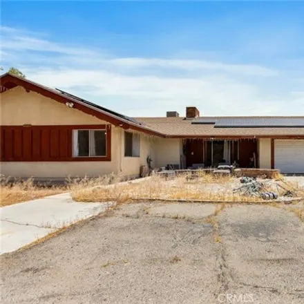 Buy this 3 bed house on 16370 Desert Knoll Dr in Victorville, California