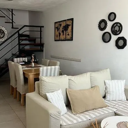 Buy this 2 bed house on Doctor Ricardo Rojas 972 in Partido de San Pedro, San Pedro