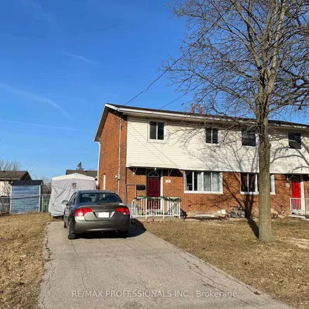 Image 3 - 17 Seeley Avenue, Hamilton, ON L8V 2H7, Canada - Apartment for rent