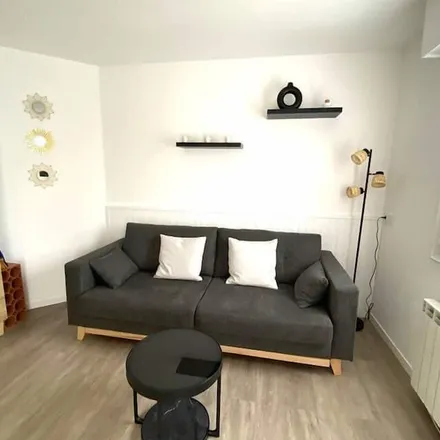 Image 7 - 56270 Plœmeur, France - Apartment for rent
