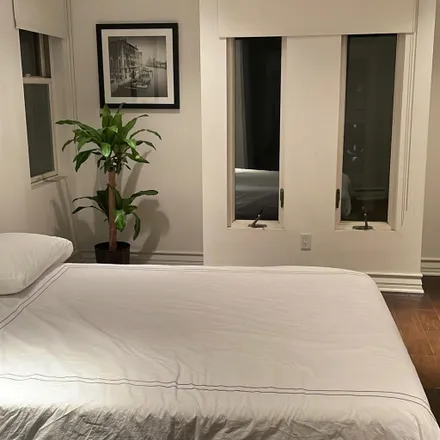 Image 5 - 197 North Clark Drive, Los Angeles, CA 90048, USA - Room for rent