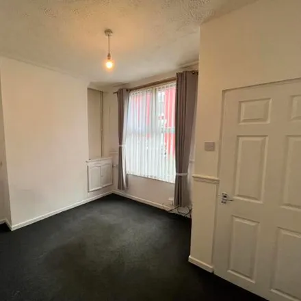 Image 2 - Kiddman Street, Liverpool, L9 1EJ, United Kingdom - Townhouse for rent